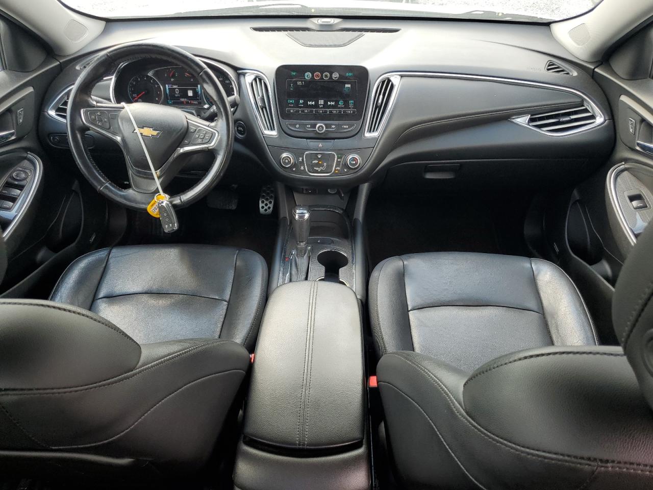 2017 Chevrolet Malibu Lt VIN: 1G1ZE5ST7HF197652 Lot: 86159835