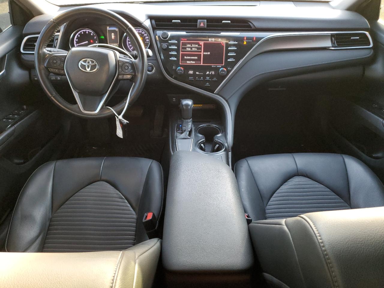 2018 Toyota Camry L VIN: 4T1B11HK7JU604085 Lot: 85263015