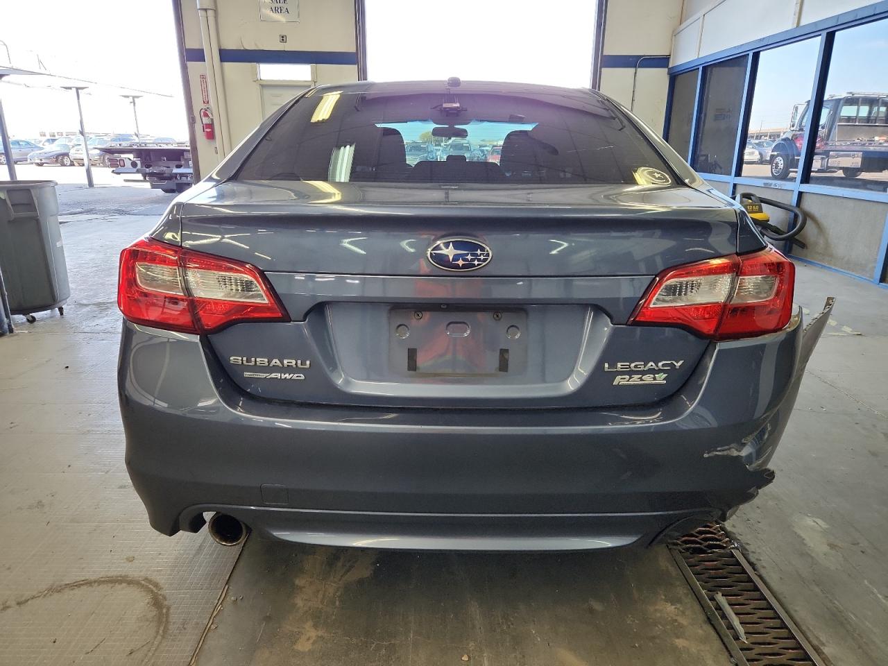 2015 Subaru Legacy 2.5I Premium VIN: 4S3BNAC62F3066556 Lot: 87449205