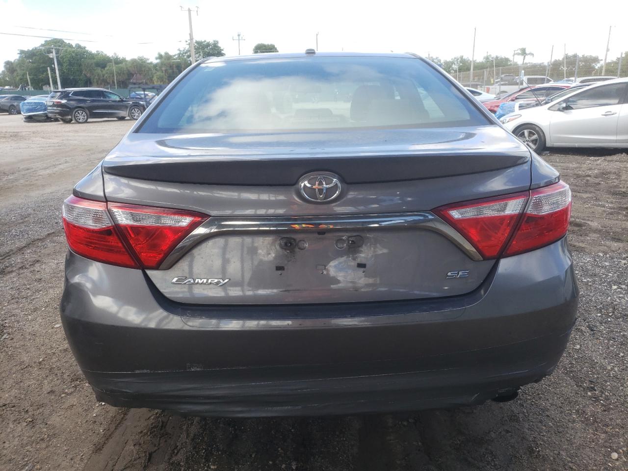 2016 Toyota Camry Le VIN: 4T1BF1FK5GU543025 Lot: 85526305