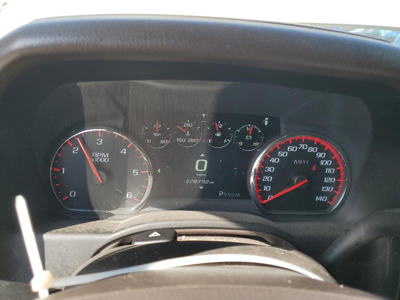 2015 GMC Yukon Xl Denali VIN: 1GKS1JKJ9FR741211 Lot: 87225015