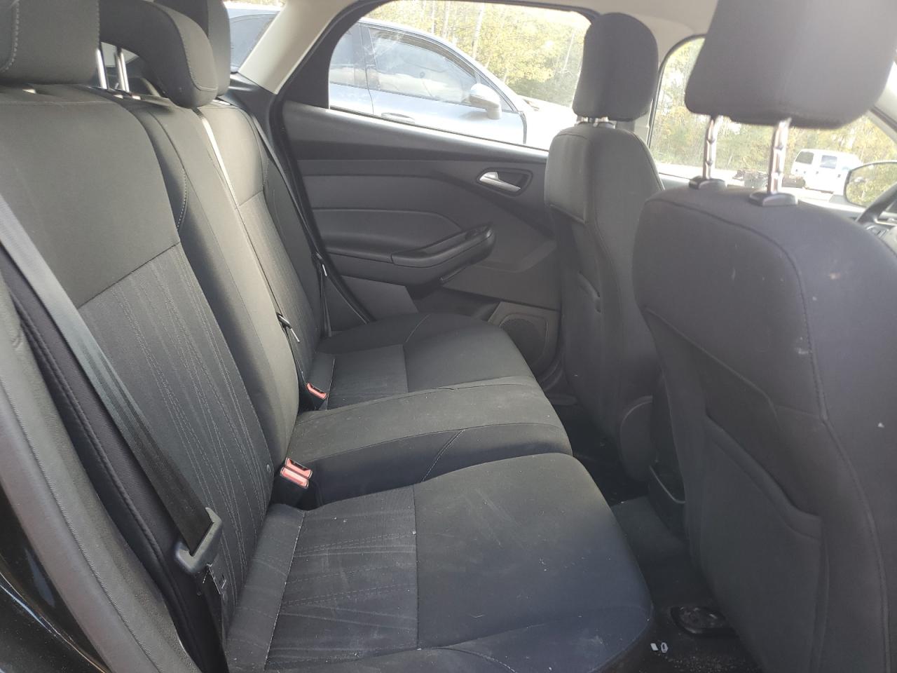 2015 Ford Focus Se VIN: 1FADP3K26FL309711 Lot: 85560635