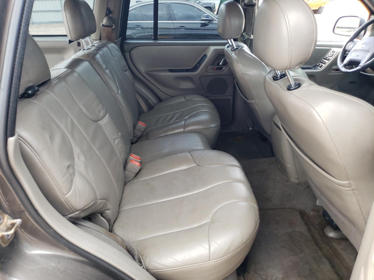 2000 Jeep Grand Cherokee Laredo VIN: 1J4GW48N5YC349003 Lot: 84806745