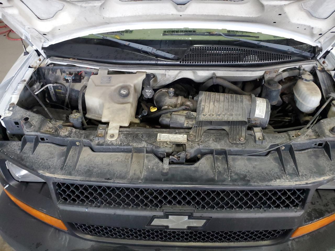 2004 Chevrolet Express 3500 Van VIN: 1GCHG35U141246552 Lot: 91037165