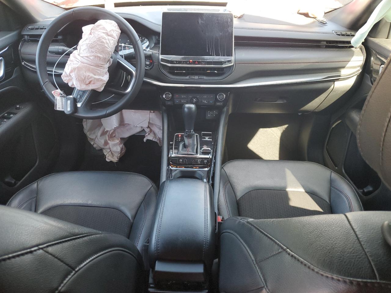 2023 Jeep Compass Trailhawk VIN: 3C4NJDDN8PT568977 Lot: 84547415