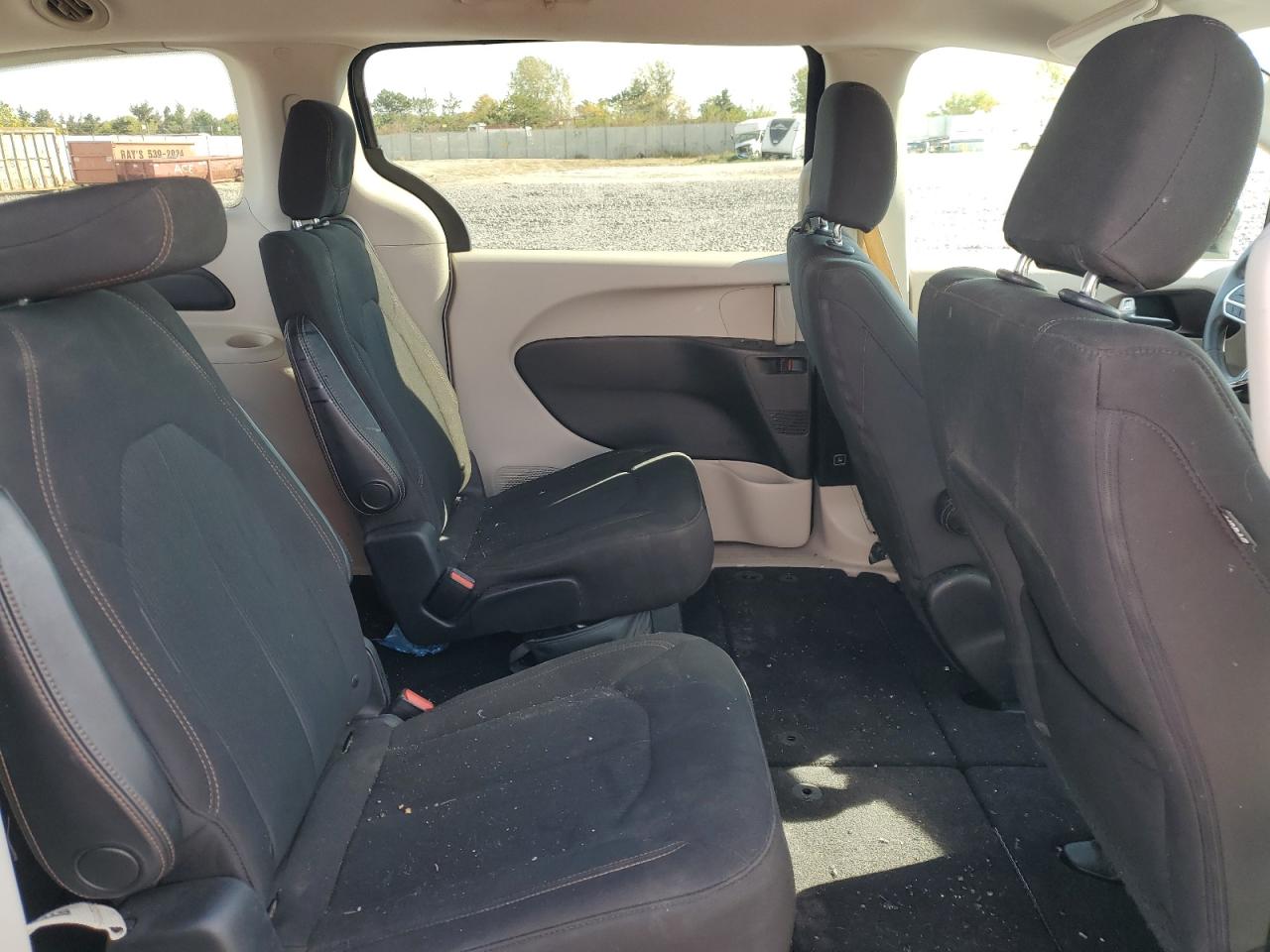 2017 Chrysler Pacifica Touring VIN: 2C4RC1DG9HR654623 Lot: 82556455