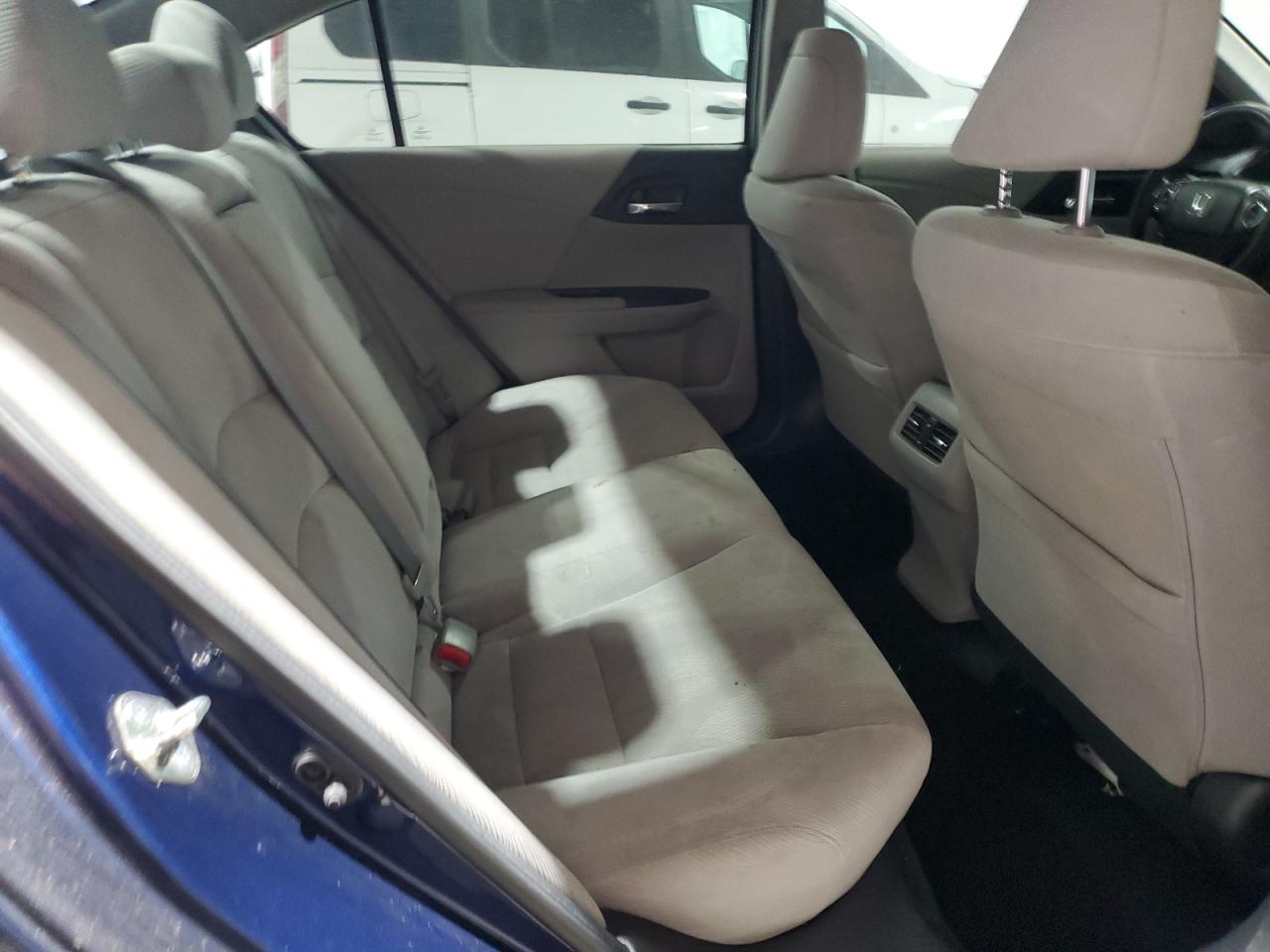 2015 Honda Accord Ex VIN: 1HGCR2F72FA192111 Lot: 81229025