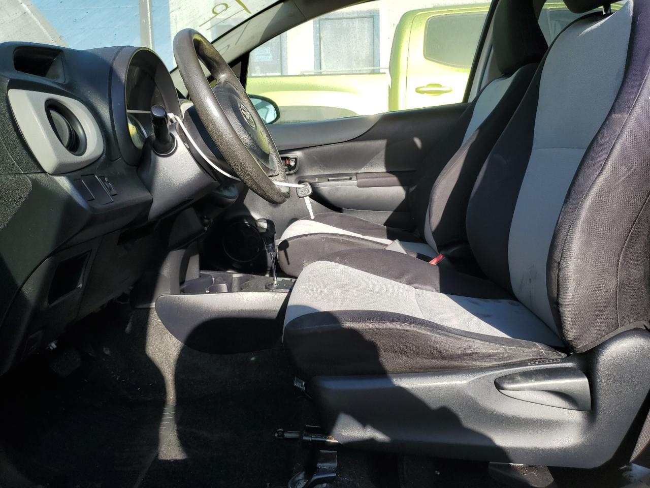 2012 Toyota Yaris VIN: JTDJTUD36CD507960 Lot: 84991855