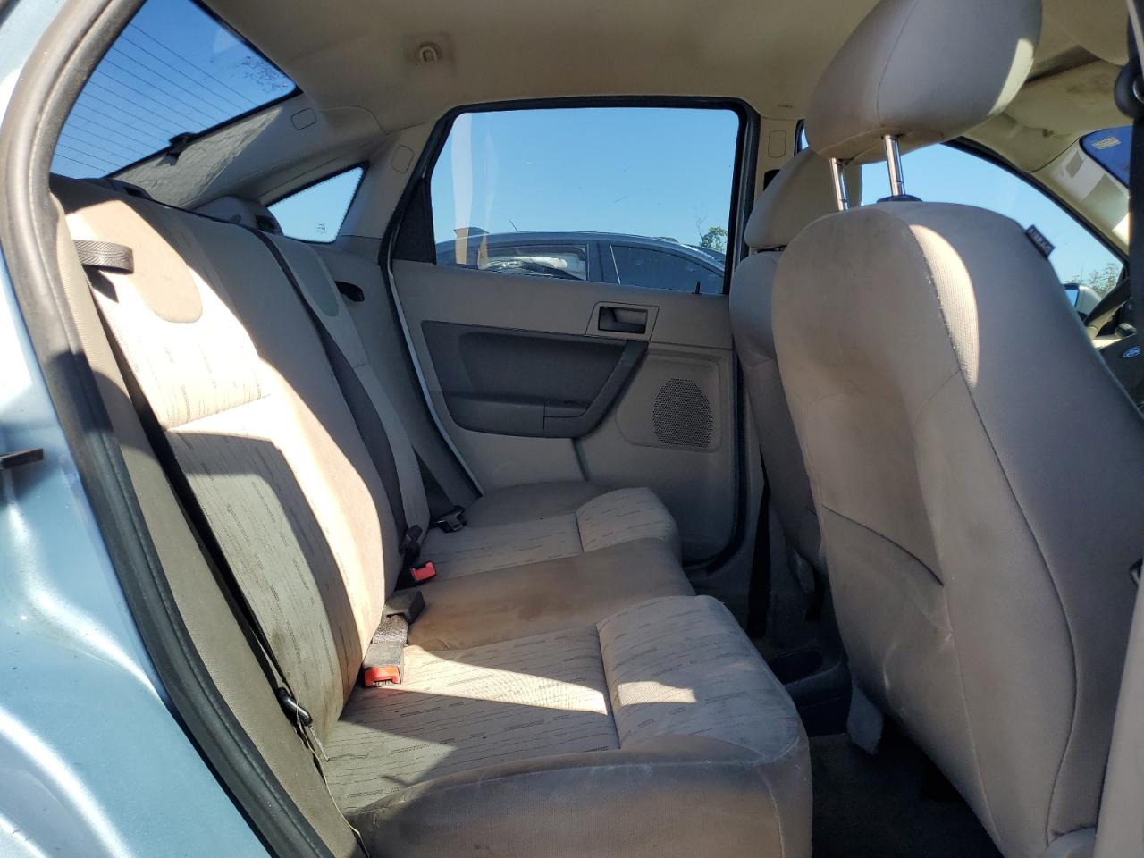 2008 Ford Focus Se VIN: 1FAHP35N28W110048 Lot: 86493225