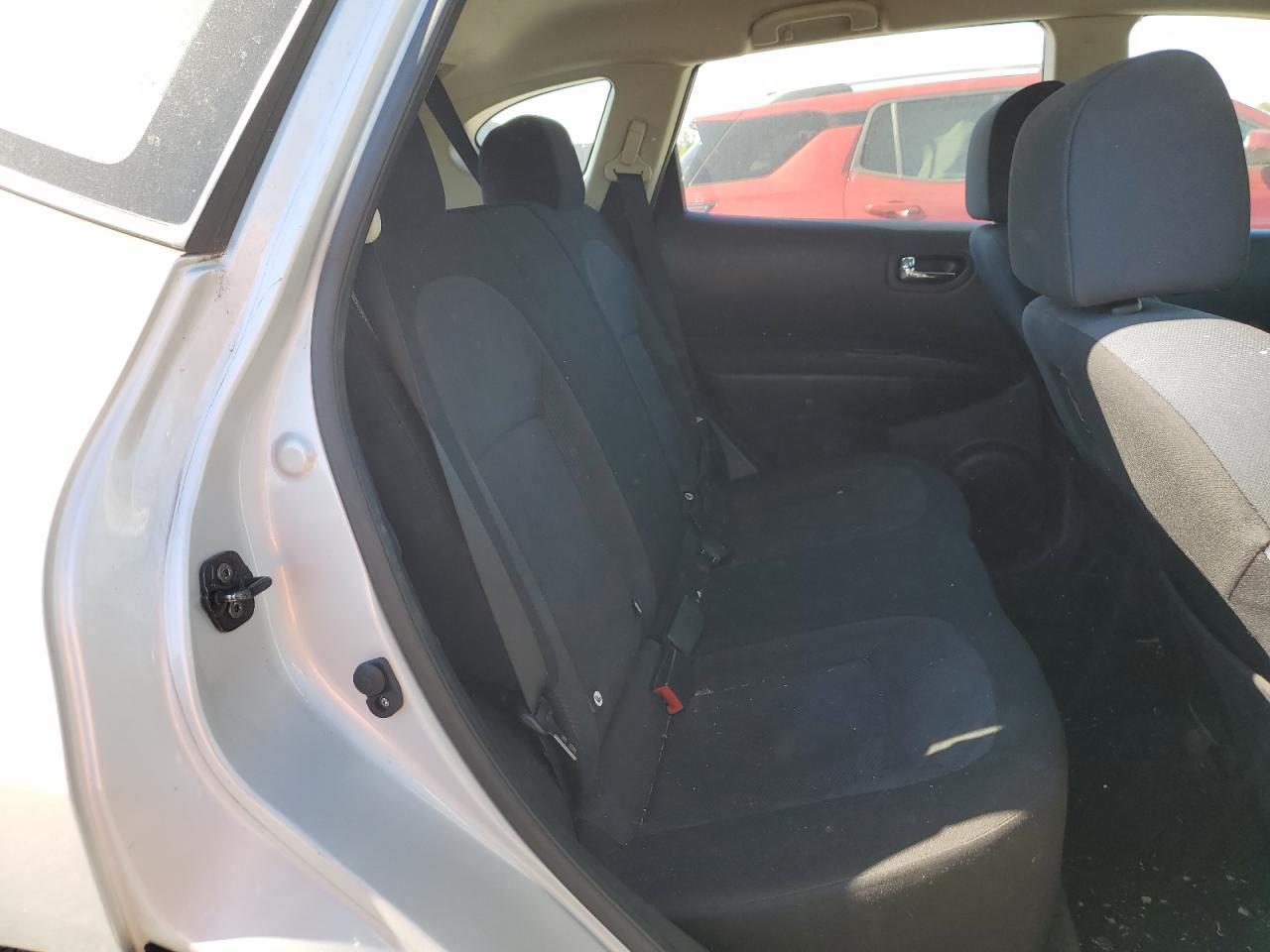 2014 Nissan Rogue Select S VIN: JN8AS5MT1EW620008 Lot: 89488585