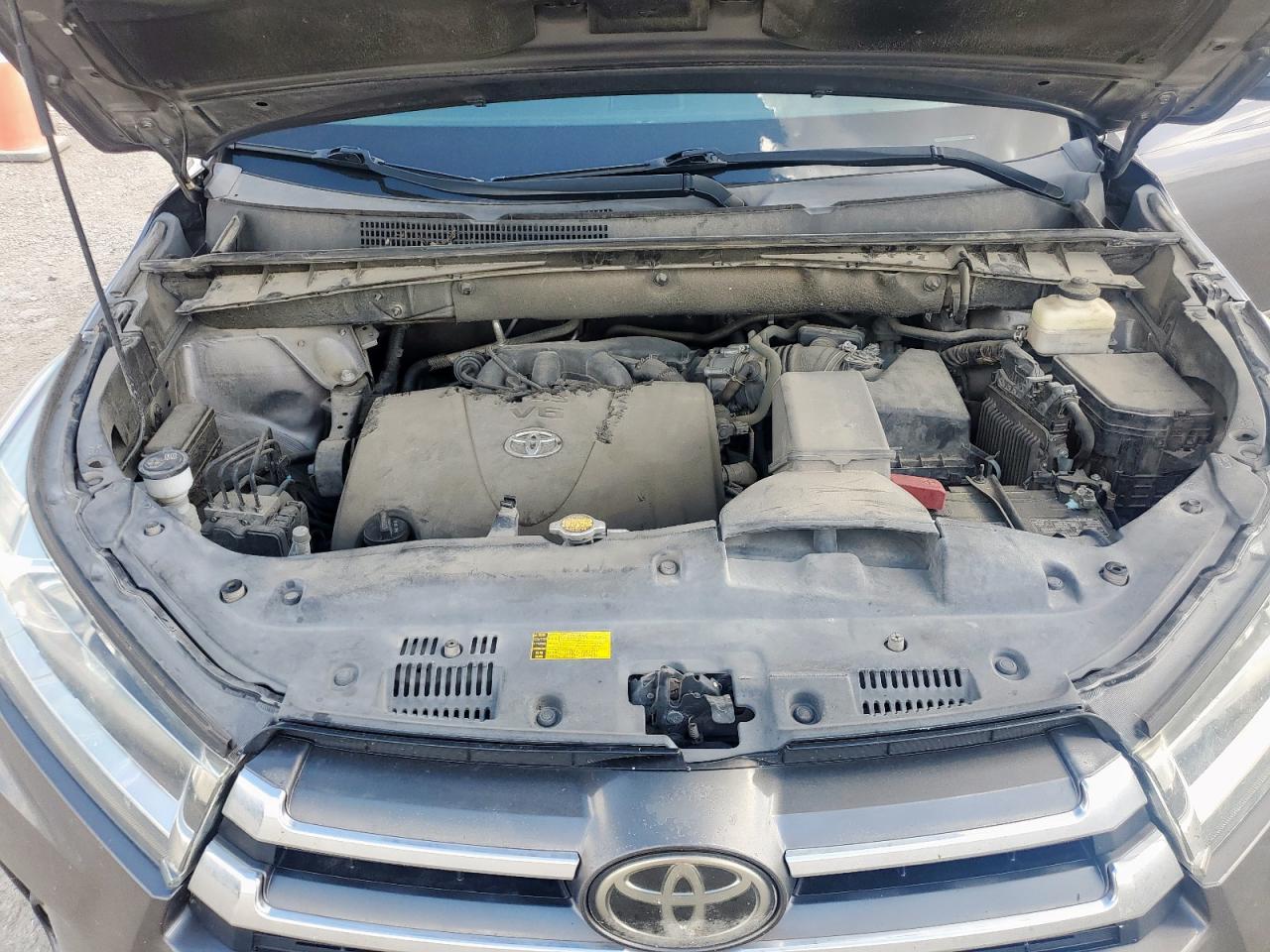 2017 Toyota Highlander Limited VIN: 5TDYZRFH6HS197467 Lot: 85275625