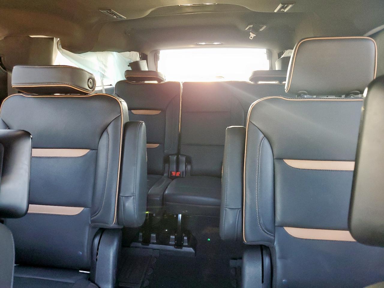 2021 GMC Yukon Xl K1500 At4 VIN: 1GKS2HKD2MR466018 Lot: 81920975