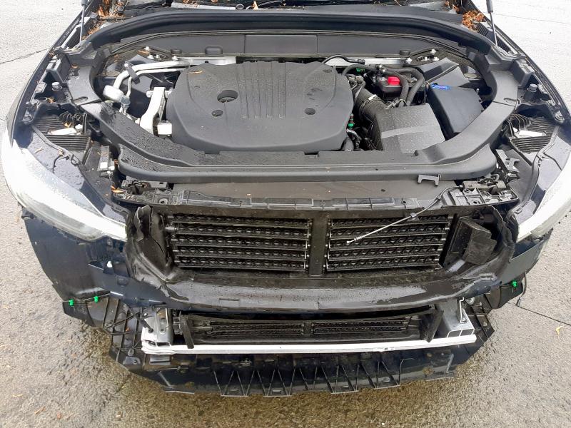 2025 VOLVO XC60 2.0 B5P ULTRA DARK 5DR AWD GEARTRONIC