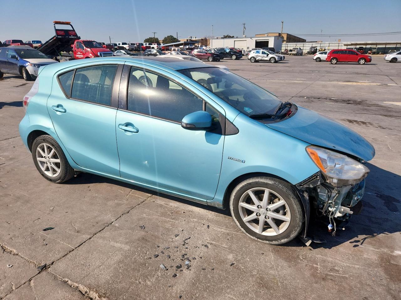 2012 Toyota Prius C VIN: JTDKDTB30C1012041 Lot: 82468485