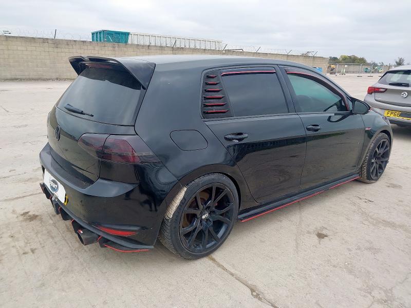 2014 VOLKSWAGEN GOLF GTI 