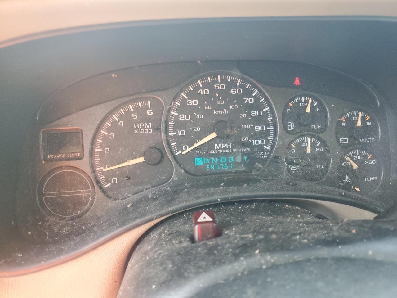 2002 Chevrolet Tahoe C1500 VIN: 1GNEC13Z02J101895 Lot: 85274875