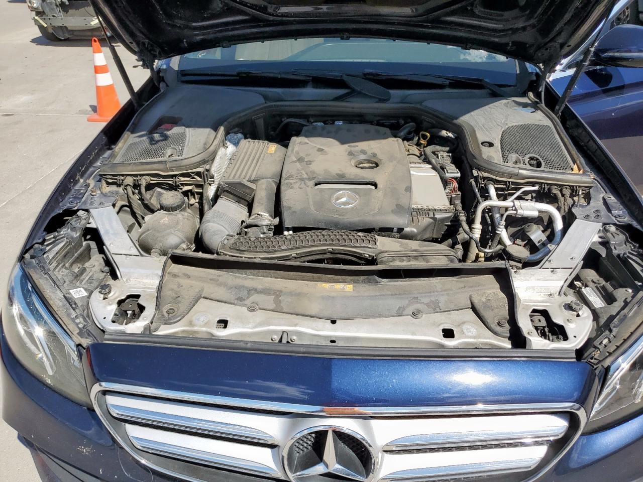 2018 Mercedes-Benz E 300 VIN: WDDZF4JB0JA433994 Lot: 84285125
