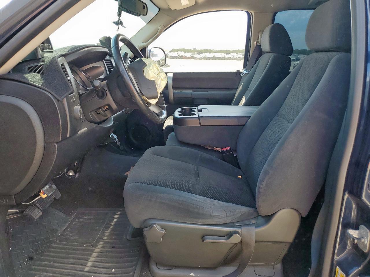 2007 Chevrolet Silverado C1500 Crew Cab VIN: 2GCEC13C371557735 Lot: 86083615