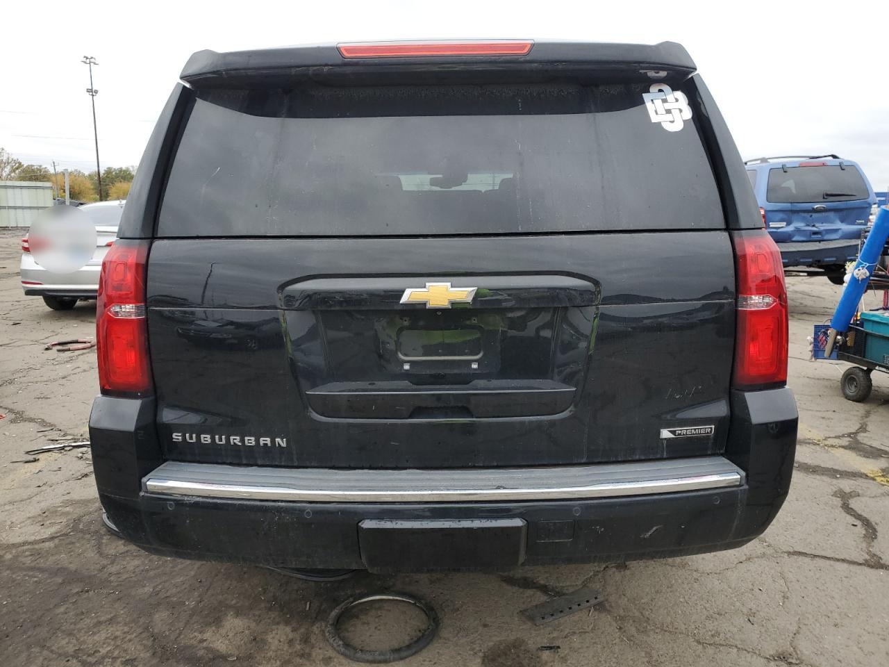 2018 Chevrolet Suburban K1500 Premier VIN: 1GNSKJKCXJR290901 Lot: 89735135