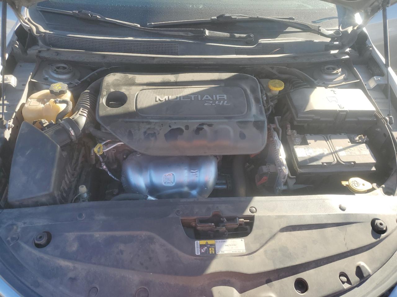 2015 Chrysler 200 Limited VIN: 1C3CCCAB2FN580714 Lot: 90383155