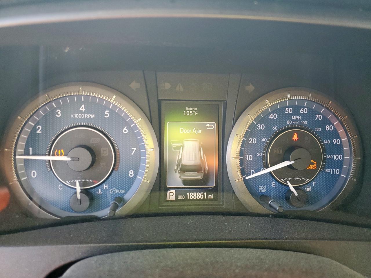 2017 Toyota Sienna Xle VIN: 5TDYZ3DC5HS802745 Lot: 85313025