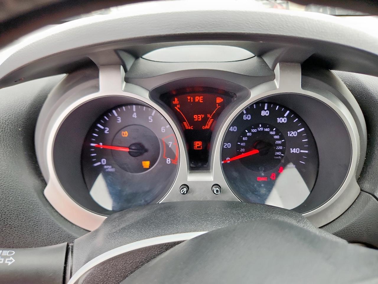 2013 Nissan Juke S VIN: JN8AF5MV4DT213175 Lot: 82273145