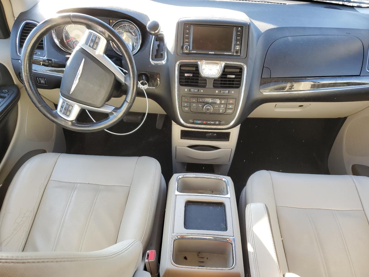 2013 Chrysler Town & Country Touring VIN: 2C4RC1BG9DR526847 Lot: 82281215