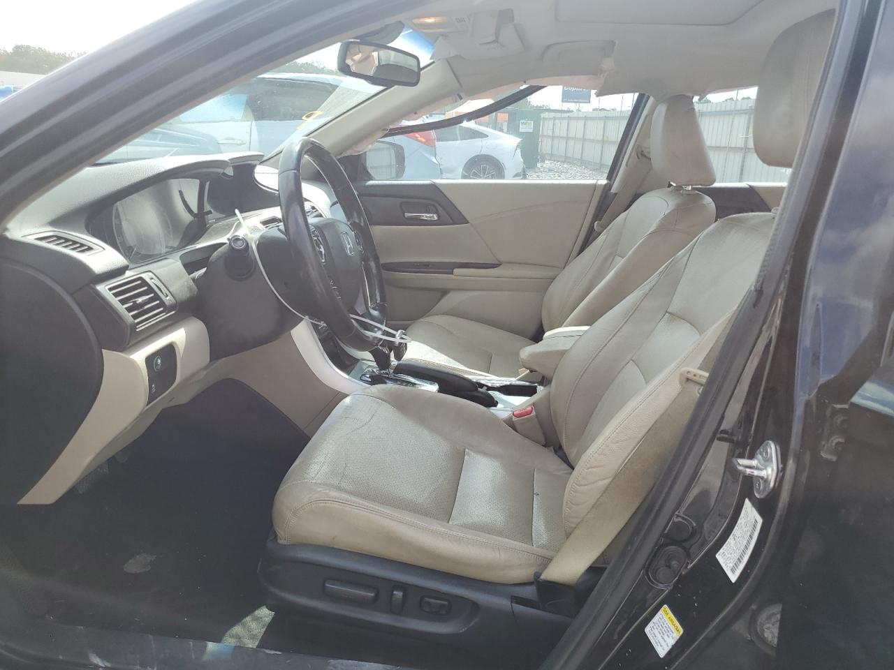 2013 Honda Accord Exl VIN: 1HGCR3F83DA035702 Lot: 84477125