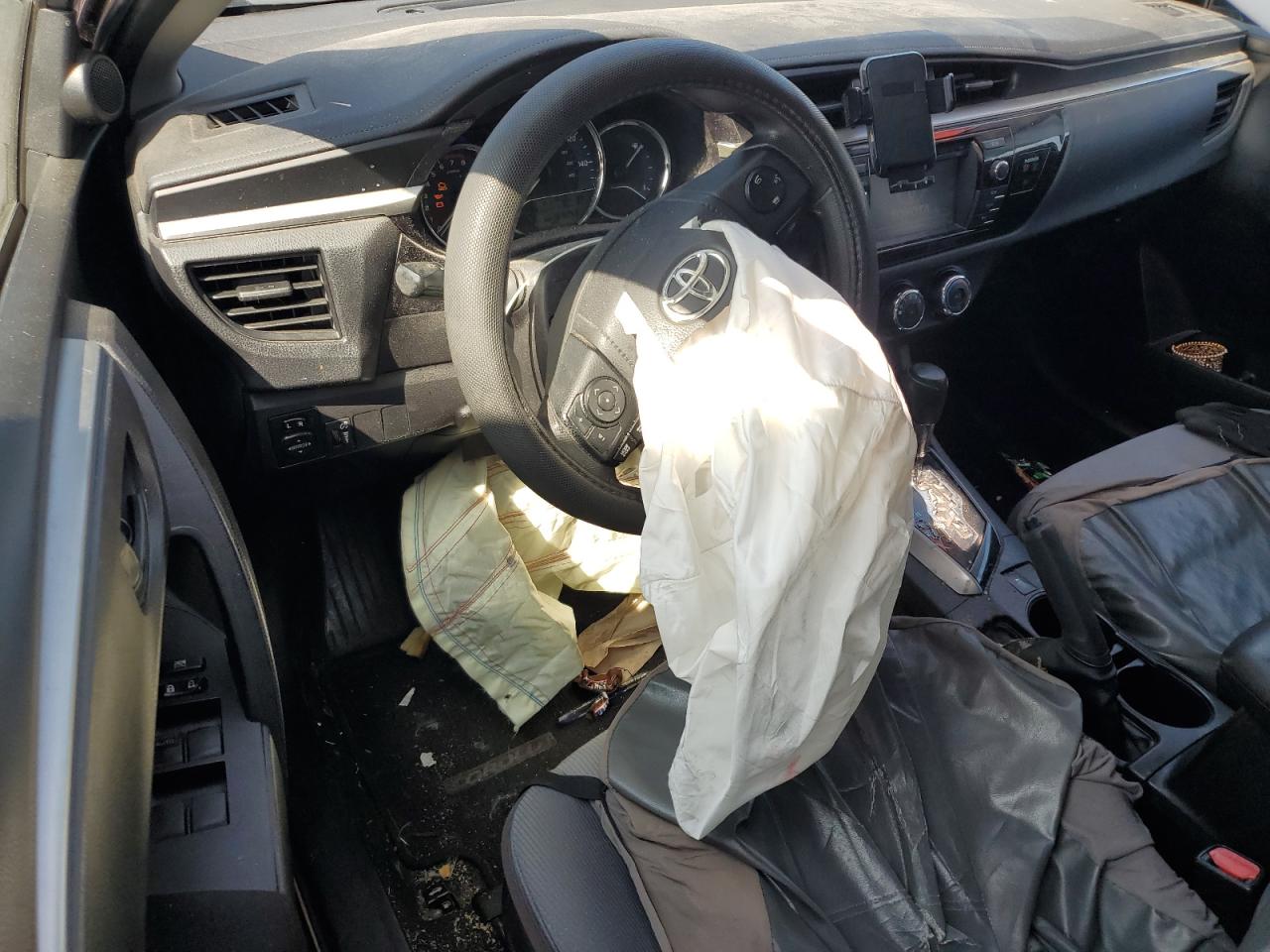 2016 Toyota Corolla L VIN: 5YFBURHE6GP546982 Lot: 82293675