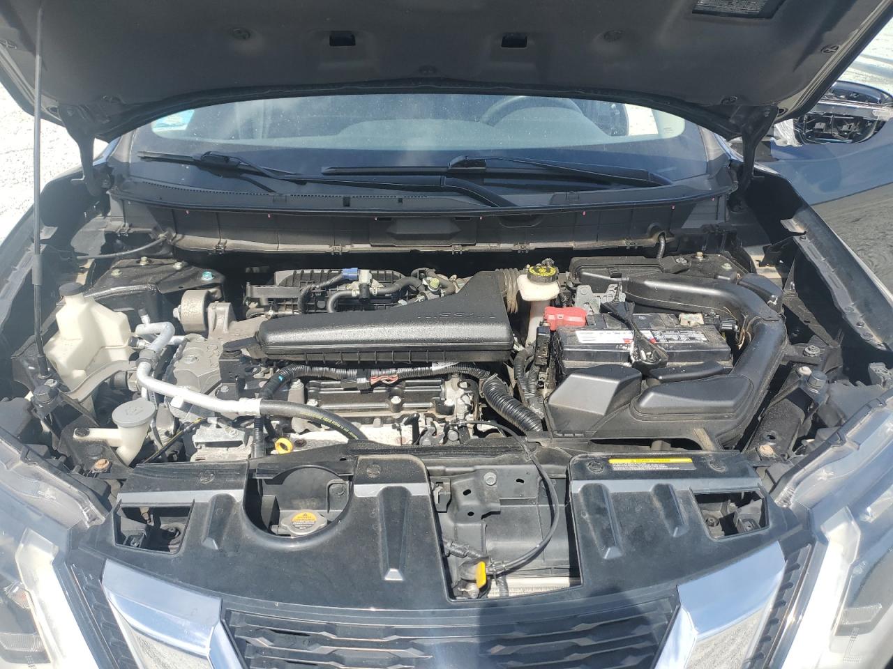 2017 Nissan Rogue S VIN: KNMAT2MV0HP541646 Lot: 85281605