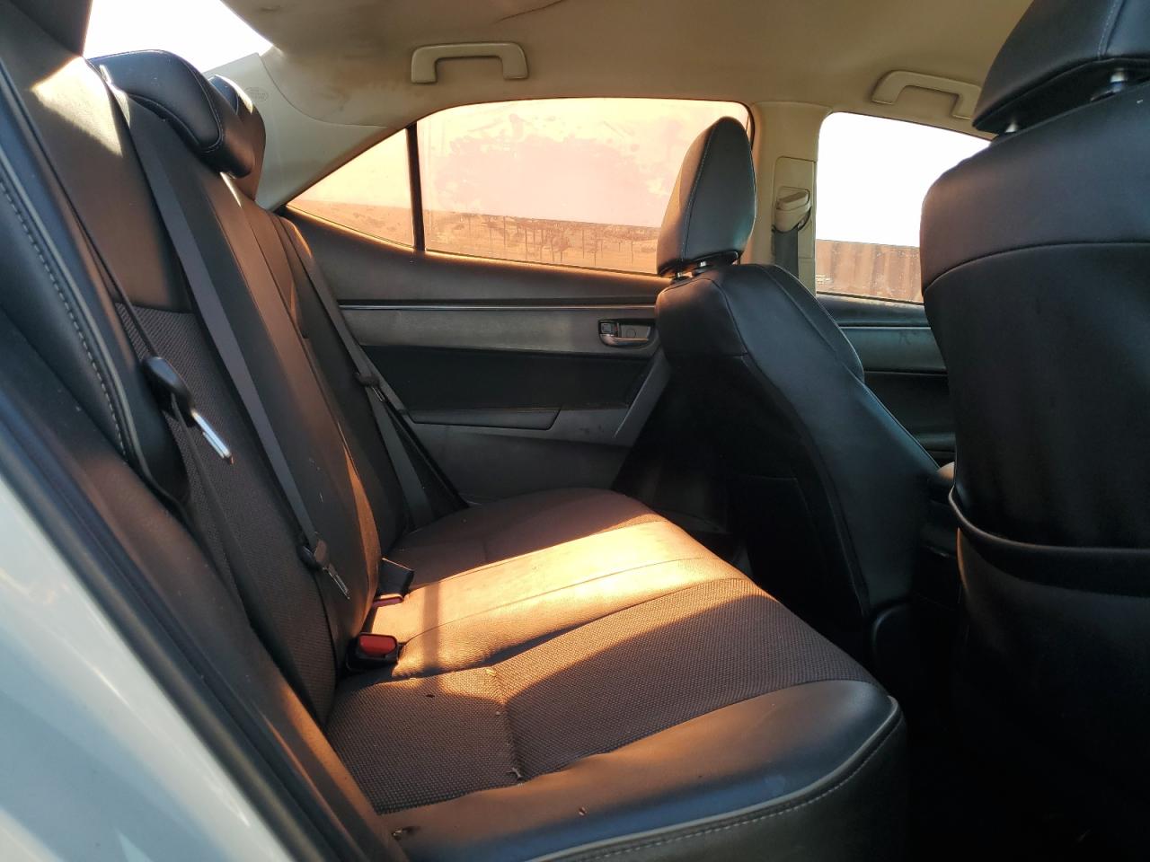 2014 Toyota Corolla L VIN: 5YFBURHE3EP159870 Lot: 89573095