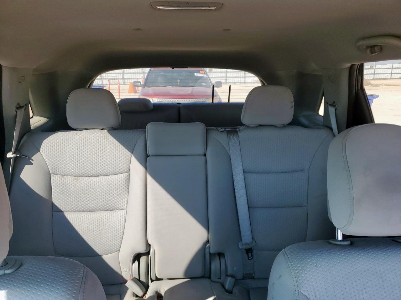 2012 Kia Sorento Base VIN: 5XYKTDA25CG226427 Lot: 86214155