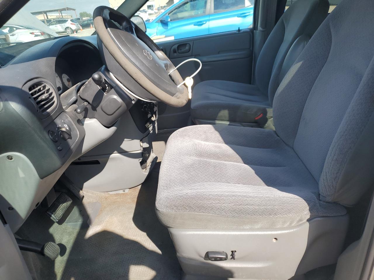 2004 Dodge Grand Caravan Se VIN: 1D4GP24R04B563285 Lot: 87284915