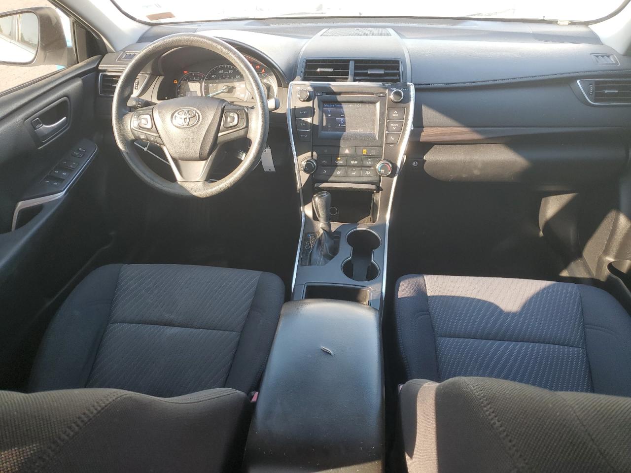 2015 Toyota Camry Le VIN: 4T1BF1FKXFU911620 Lot: 86128935