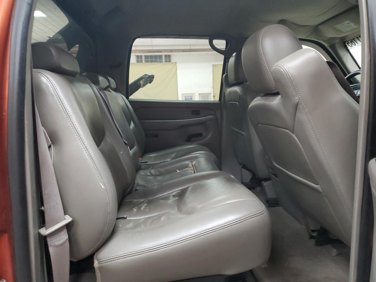 2005 Chevrolet Avalanche K1500 VIN: 3GNEK12T35G225603 Lot: 84571165