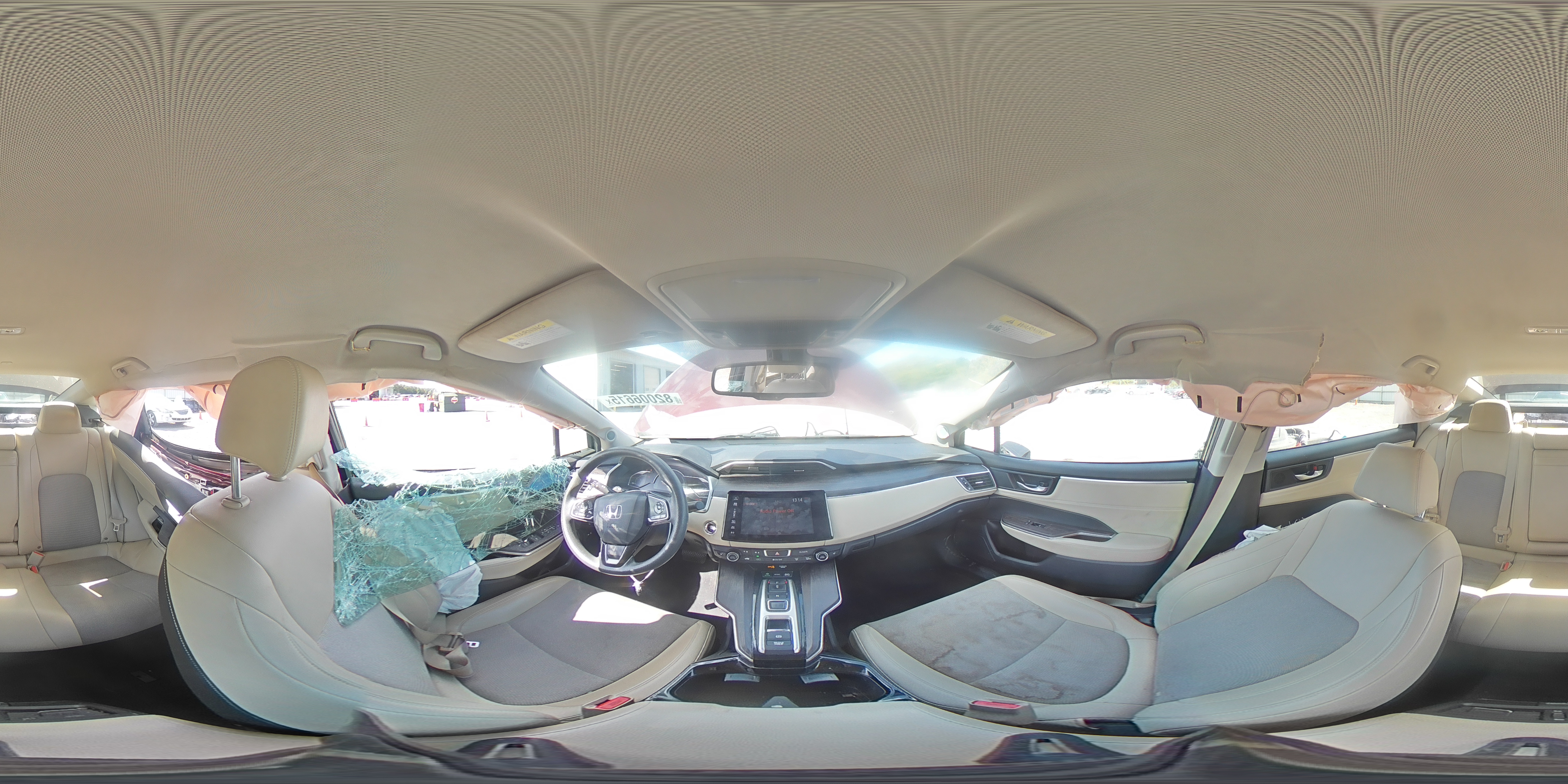 2018 Honda Clarity VIN: JHMZC5F19JC015977 Lot: 82006615