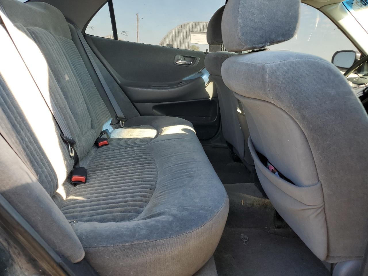 1998 Honda Accord Ex VIN: 1HGCG5656WA262537 Lot: 85391365