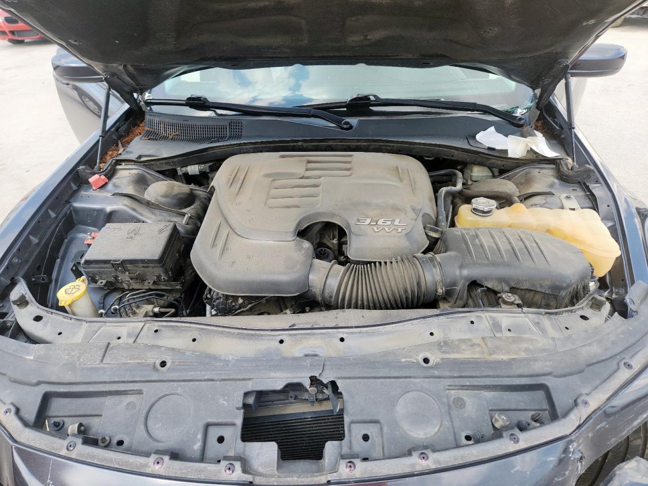 2015 Chrysler 300 Limited VIN: 2C3CCAAG9FH931448 Lot: 82328945