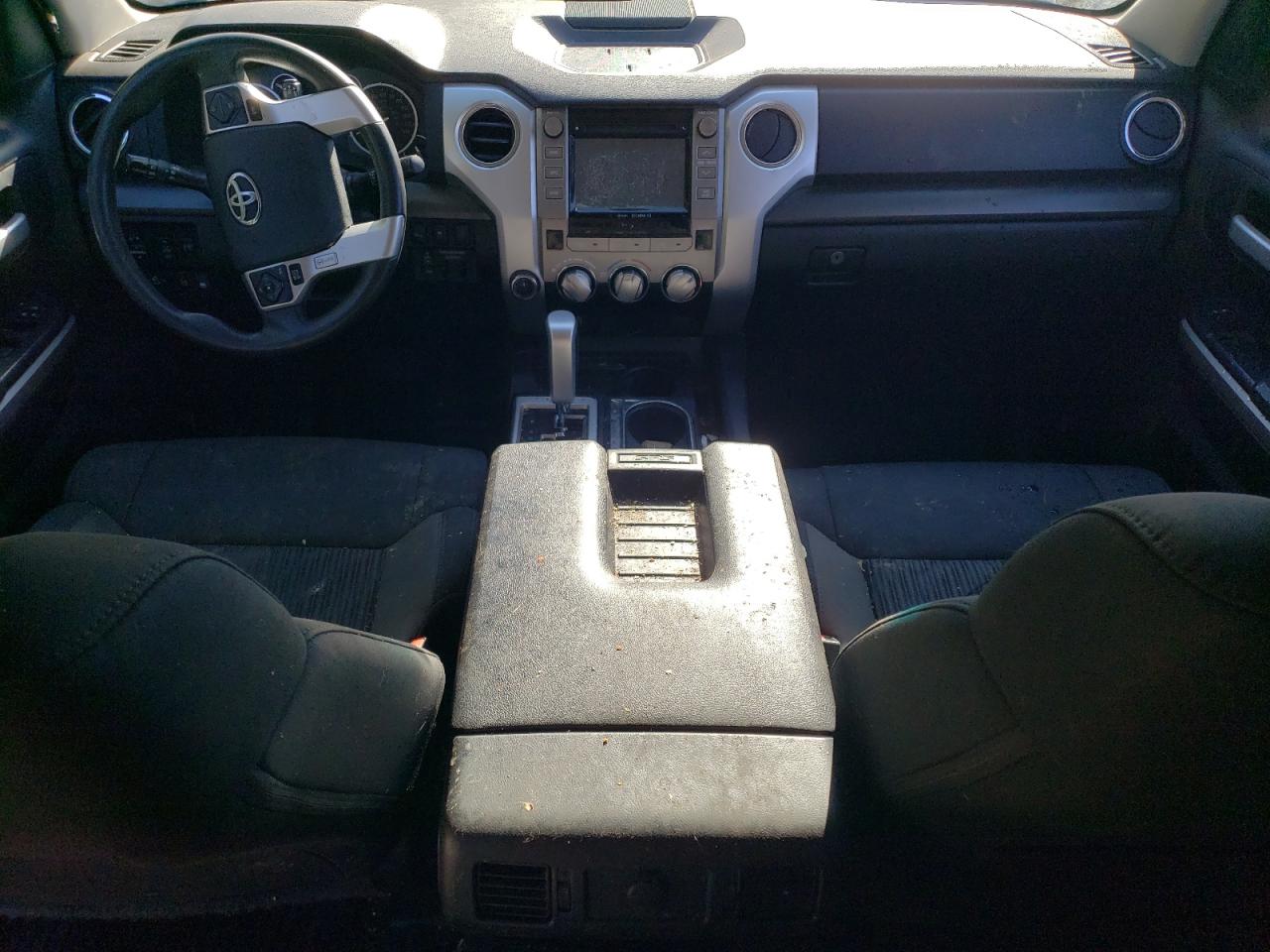 2017 Toyota Tundra Crewmax Sr5 VIN: 5TFDW5F12HX638346 Lot: 85898215