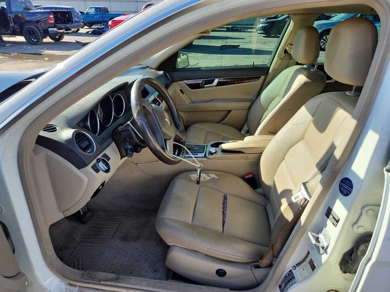 2012 Mercedes-Benz C 300 4Matic VIN: WDDGF8BB5CA729495 Lot: 84938925