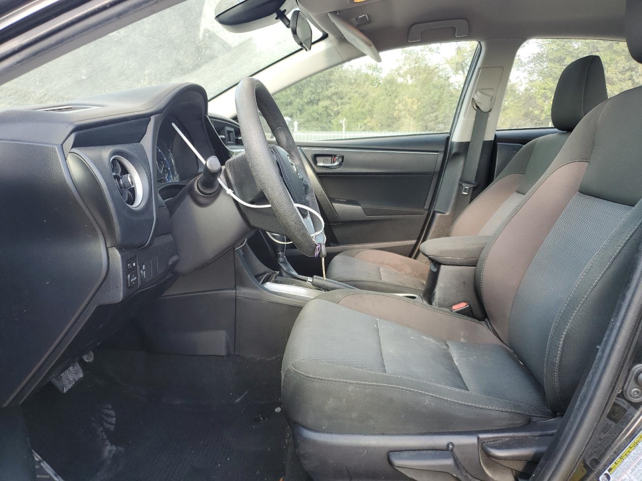 2019 Toyota Corolla L VIN: 2T1BURHEXKC199844 Lot: 85198325