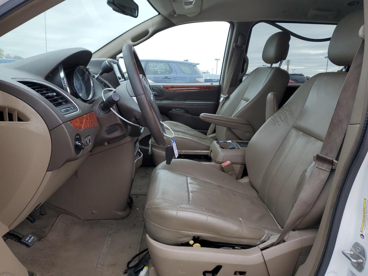 2016 Chrysler Town & Country Touring VIN: 2C4RC1BG1GR295950 Lot: 89459885