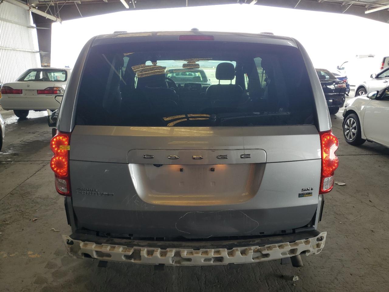 2019 Dodge Grand Caravan Sxt VIN: 2C4RDGCG2KR808095 Lot: 82252495