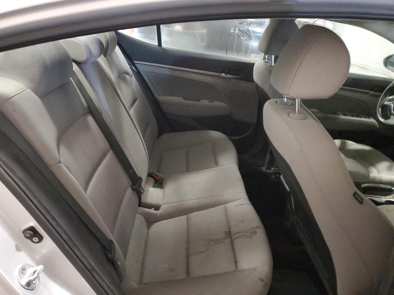 2017 Hyundai Elantra Se VIN: KMHD84LF1HU215517 Lot: 86266875