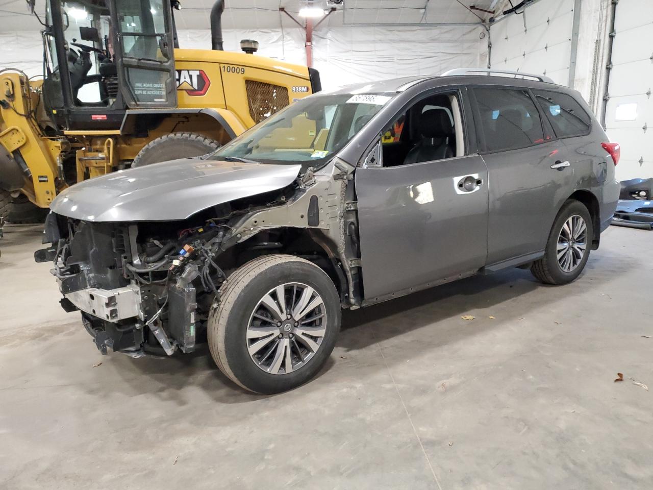 2018 Nissan Pathfinder S grey null gas 5N1DR2MM7JC642890 photo #1