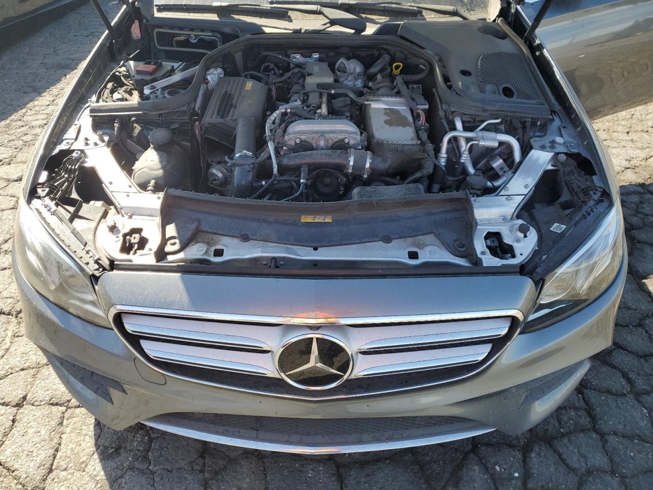 2017 Mercedes-Benz E 300 VIN: WDDZF4JB3HA134607 Lot: 84815405