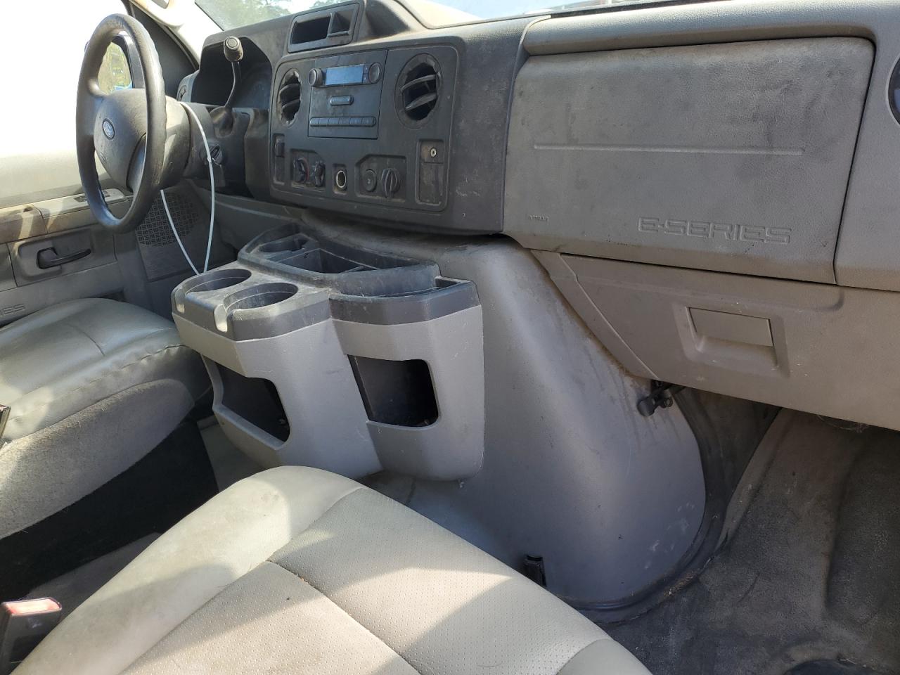 2013 Ford Econoline E150 Van VIN: 1FTNE1EW3DDA14323 Lot: 85397985