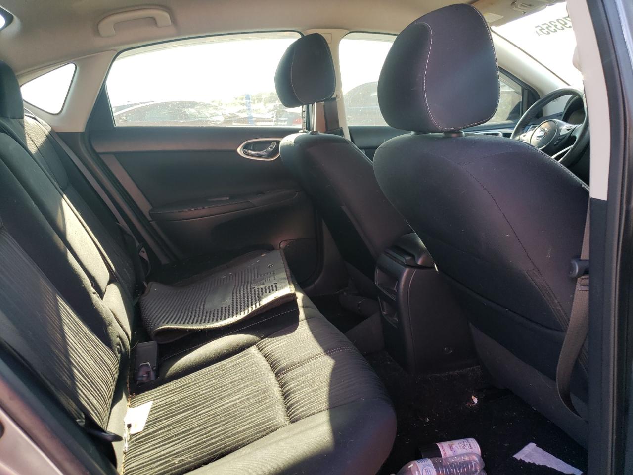 2016 Nissan Sentra S VIN: 3N1AB7AP4GL675739 Lot: 84779355