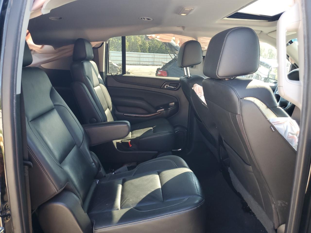 2019 Chevrolet Suburban K1500 Lt VIN: 1GNSKHKC6KR362655 Lot: 82260795