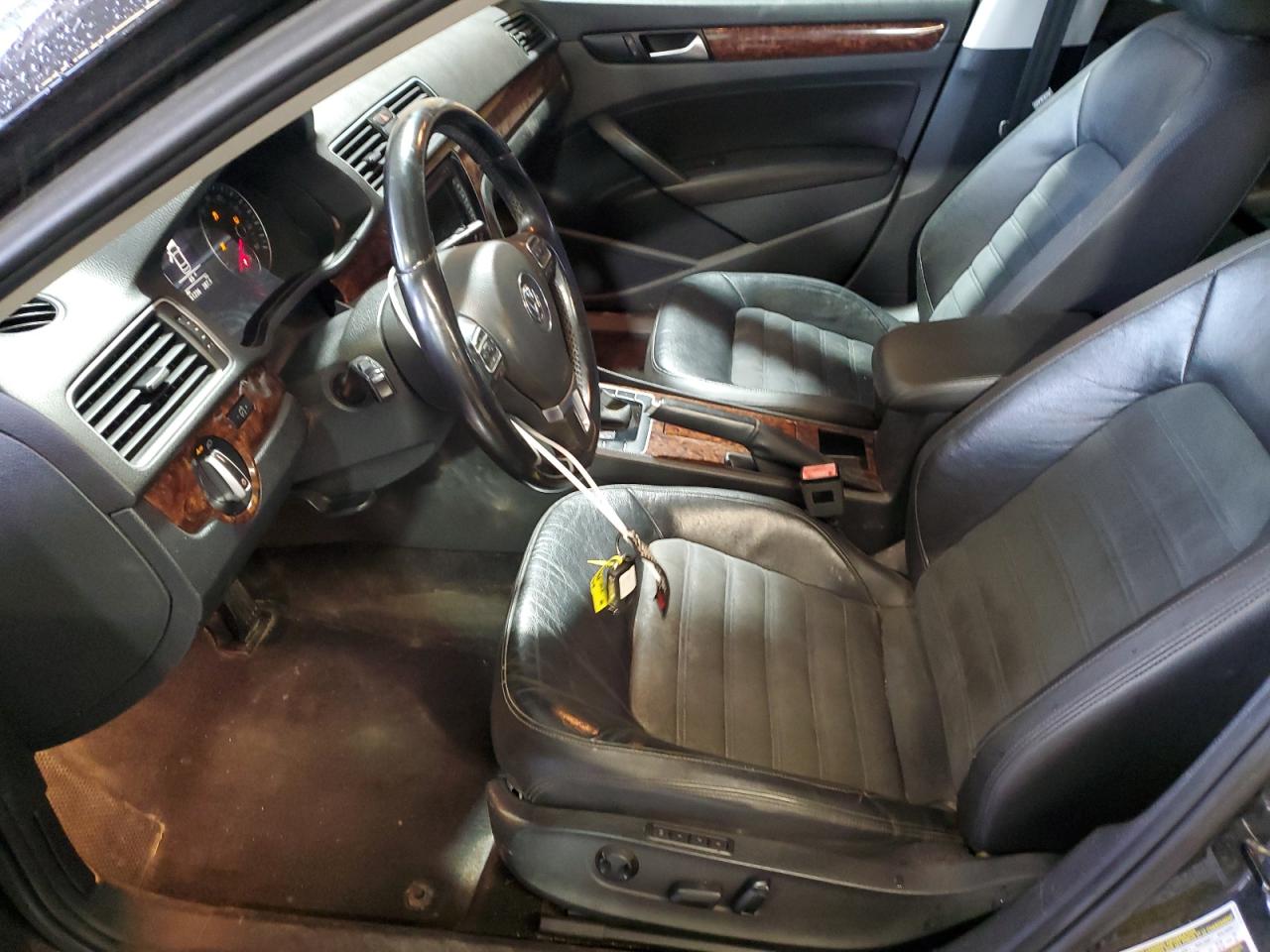 2012 Volkswagen Passat Sel VIN: 1VWCN7A30CC032401 Lot: 82272545